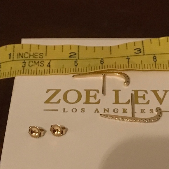Zoe Lev 14K Yellow Gold Diamond Curved Bar Stud Earrings - Picture 13 of 17